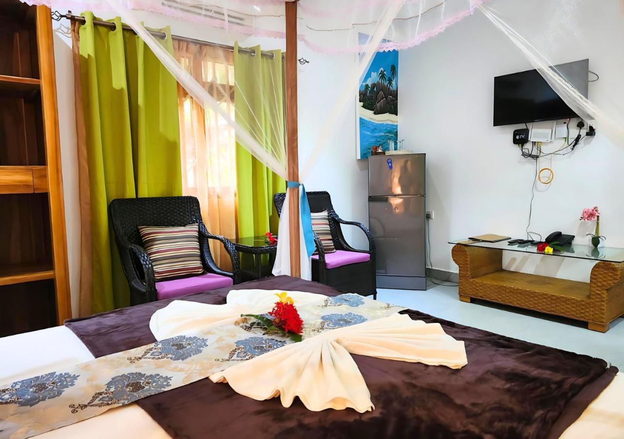 Buisson Guesthouse La Digue Luaran gambar