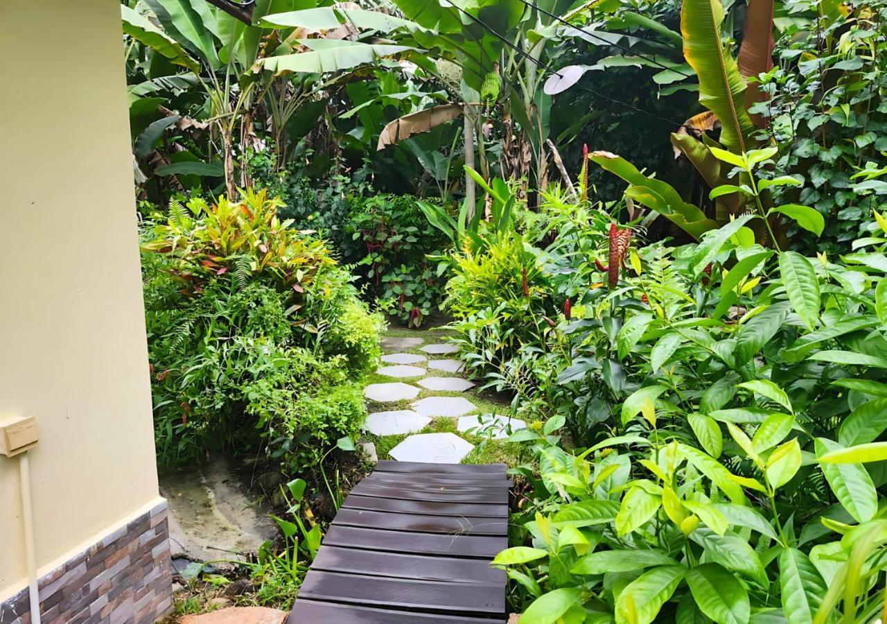 Buisson Guesthouse La Digue Luaran gambar